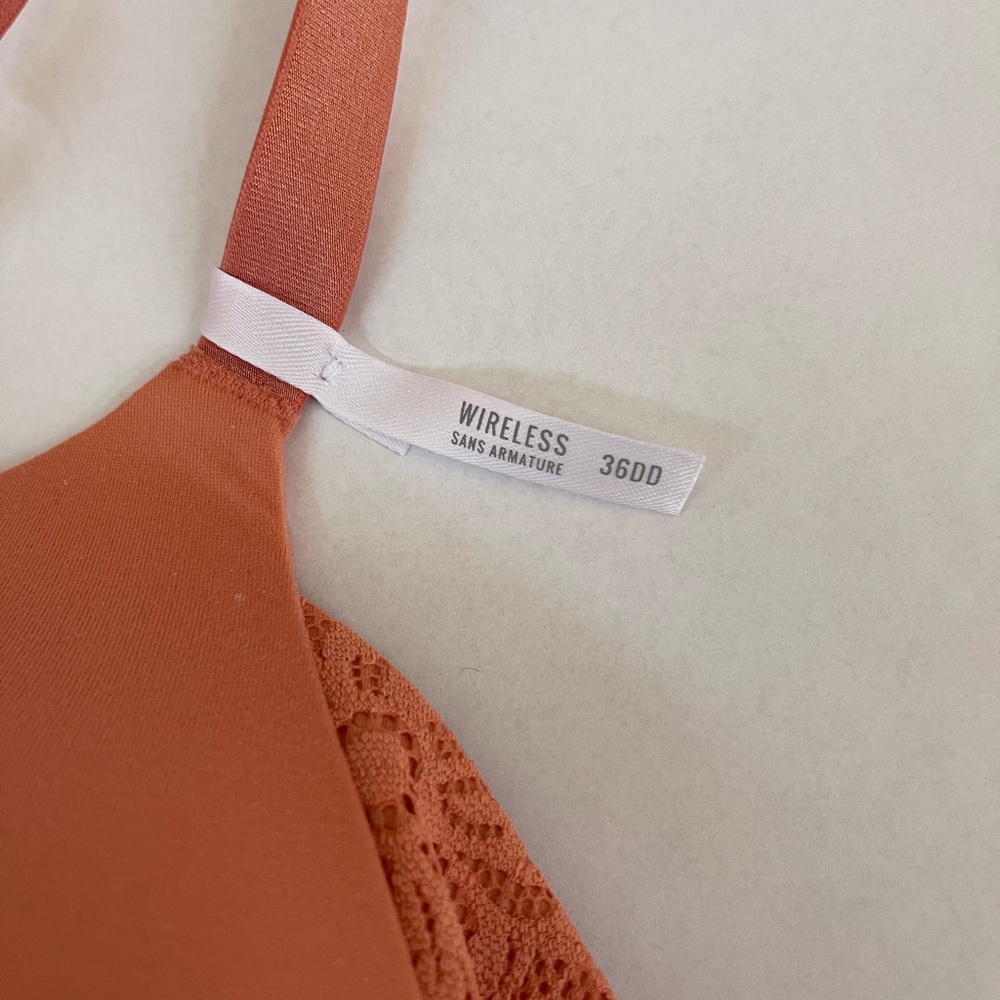 Aerie Women’s Sunnie Bloom Lace Wireless bra sz 36DD - Picture 3 of 5